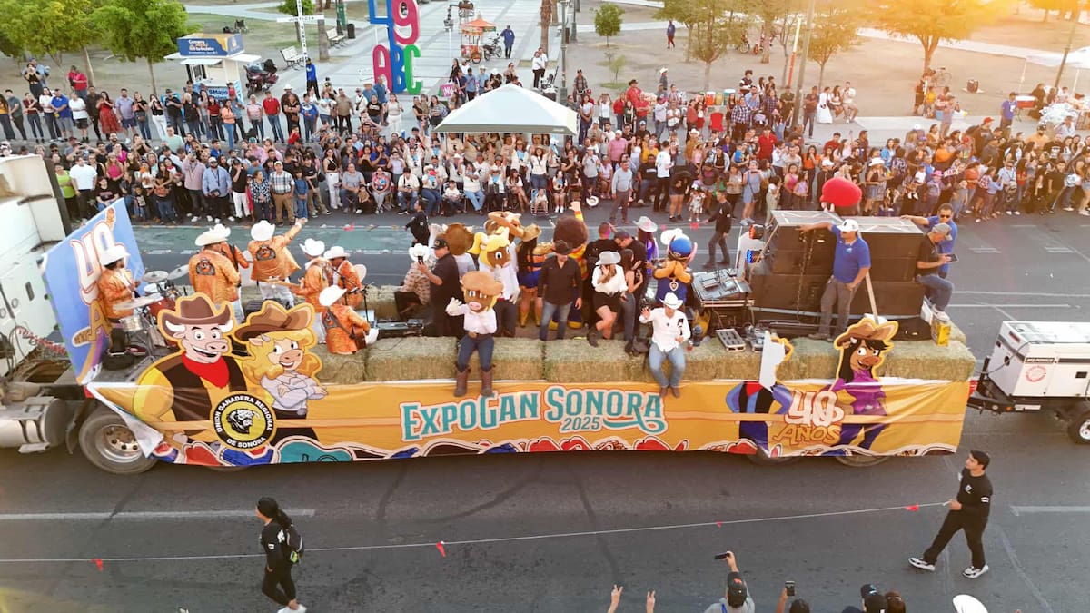Familias disfrutaron de un domingo diferente al observar los atractivos de la manifestación de la Expogan Sonora 2025. Foto: GH