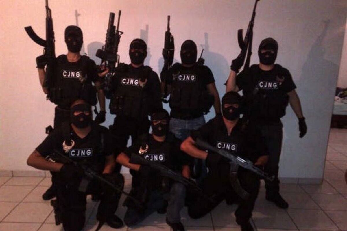 "Aquí sí te valoramos": Así es cómo el CJNG recluta a ex policías federales