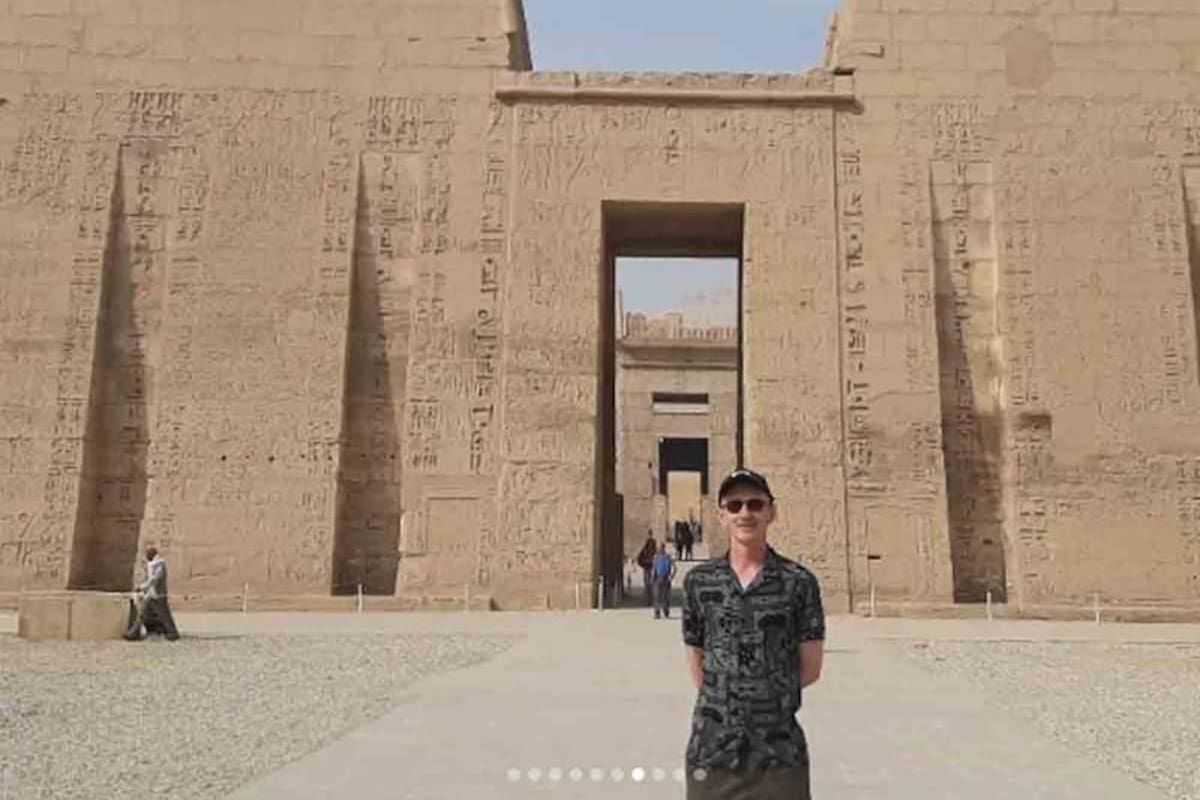 De la ilusión a la decepción: Influencer descubre que su hotel en Egipto no existe
