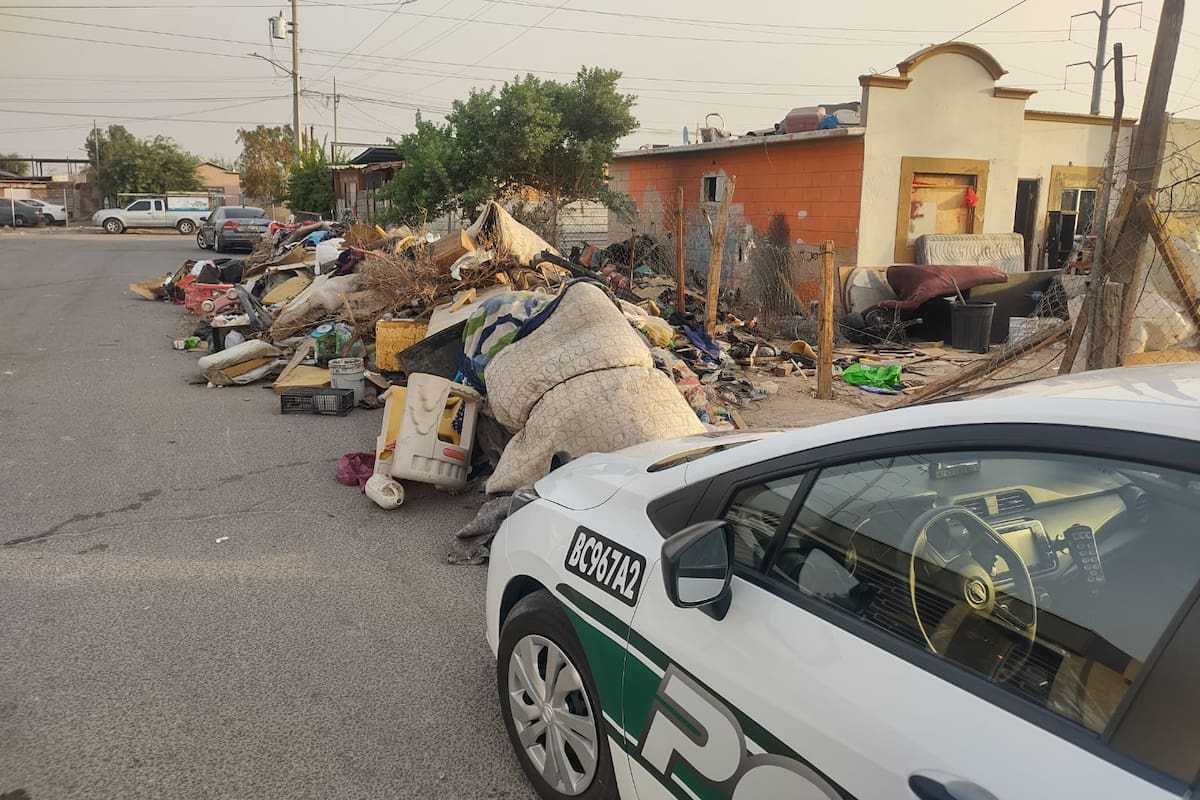 Se disparan multas por tirar basura en la calle en Mexicali