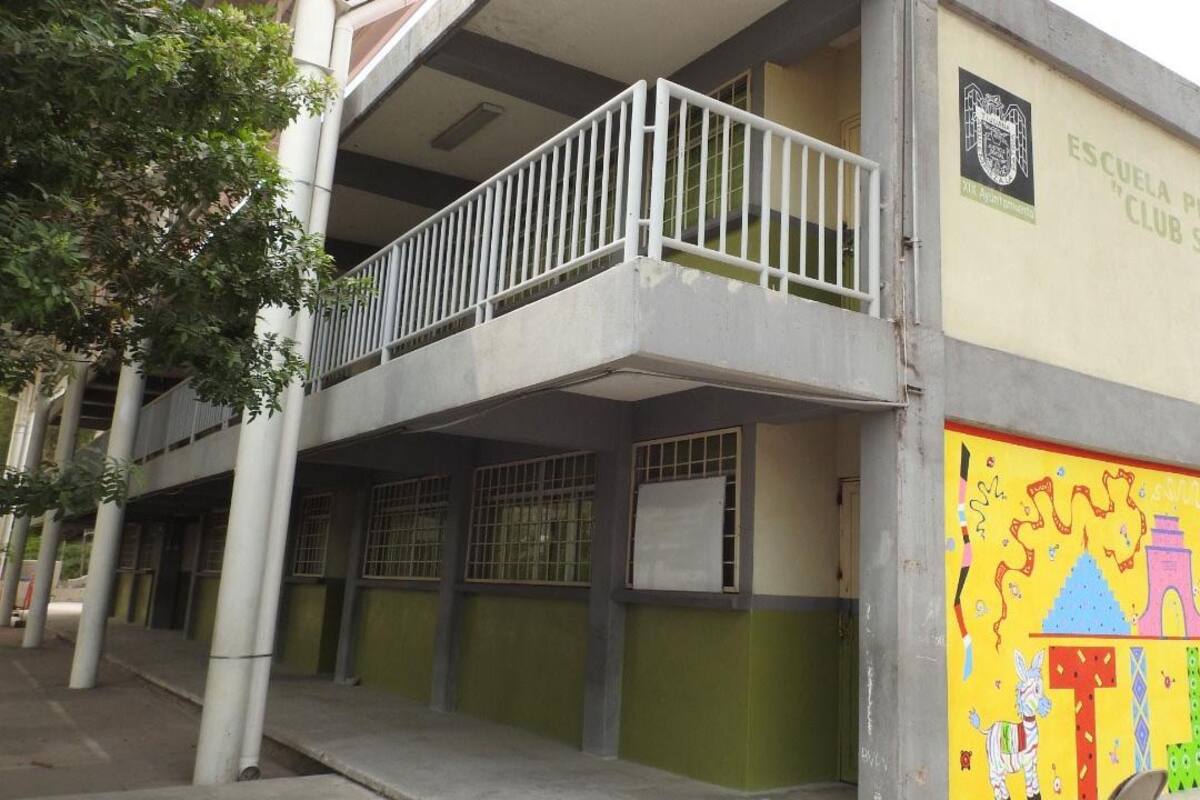 Adecuan escuelas municipales para regreso a aulas