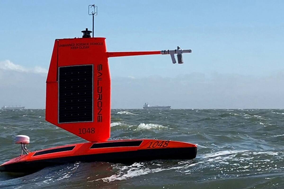 Dron oceánico capta primeras imágenes desde el interior de un huracán en altamar