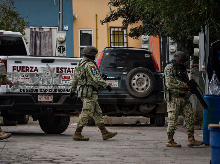 Lesionan a dos personas en Valle de las Palmas; uno sería agente de la FESC