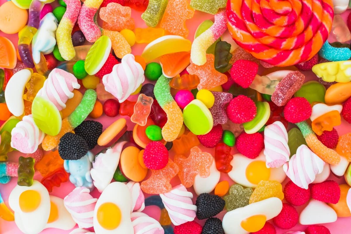 Fue sorprendida vendiendo presuntas sustancias prohibidas en un puesto de dulces ubicado en la colonia San Pedro Xalostoc.Foto: freepik