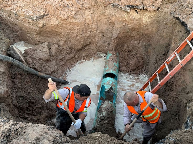 Suspenden temporalmente el servicio de agua potable en estas colonias por daño en tubería
