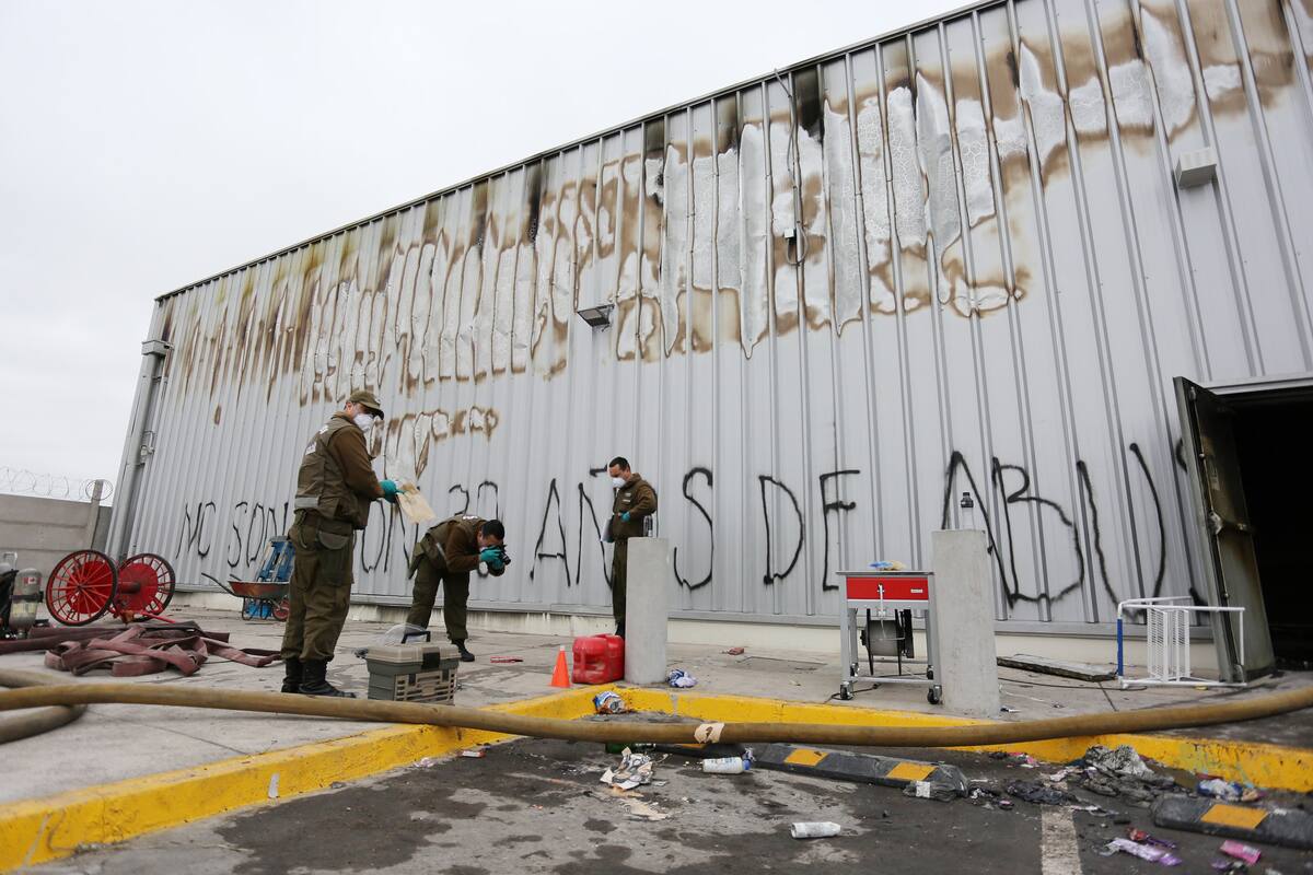 Confirman que solo dos mujeres murieron tras incendio durante las protestas en Chile