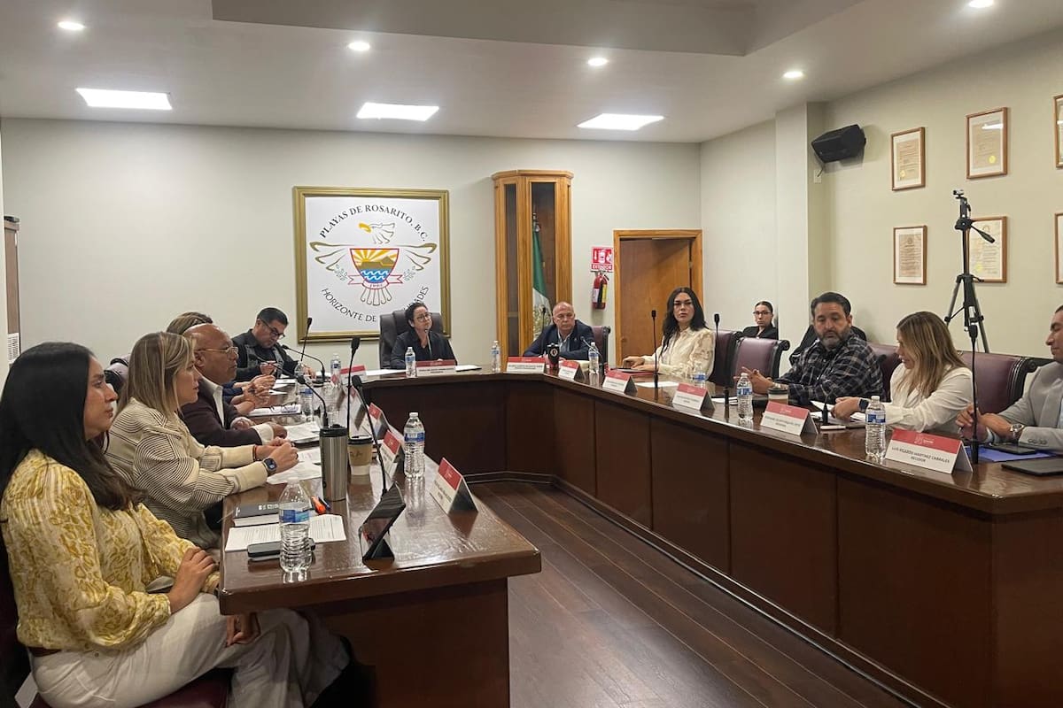 Reinstalan a 46 policías en Rosarito; 28 siguen sin claridad en su situación