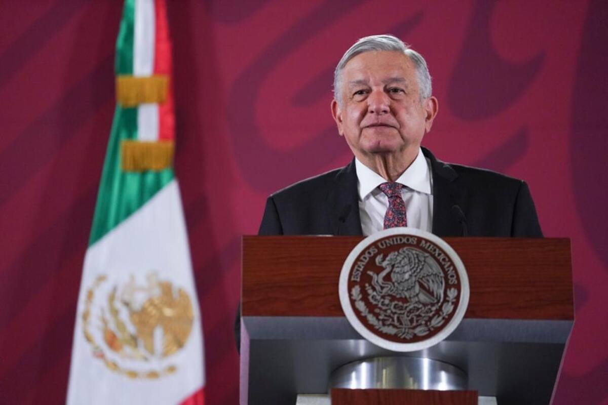 “Prohibido prohibir”, dice López Obrador sobre censura a Muñoz Ledo