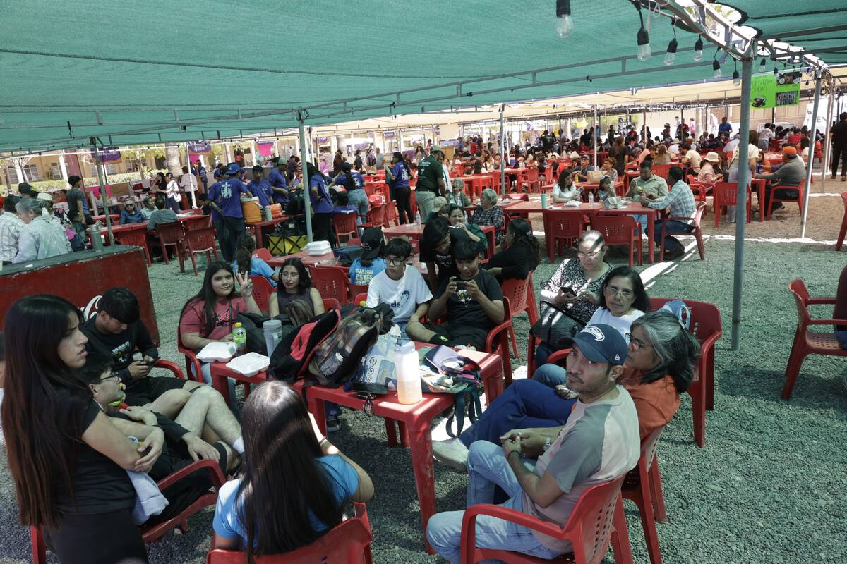 Un gran número de familias acudieron a las Fiestas del Seminario Mayor este fin de semana.
