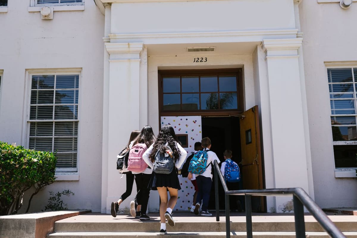 Así puedes consultar gratis si una escuela privada tiene quejas registradas ante Profeco