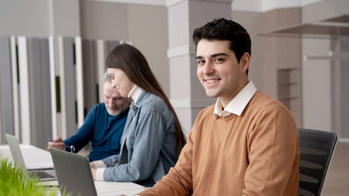 Cómo han transformado el mundo laboral las nuevas generaciones, según experta