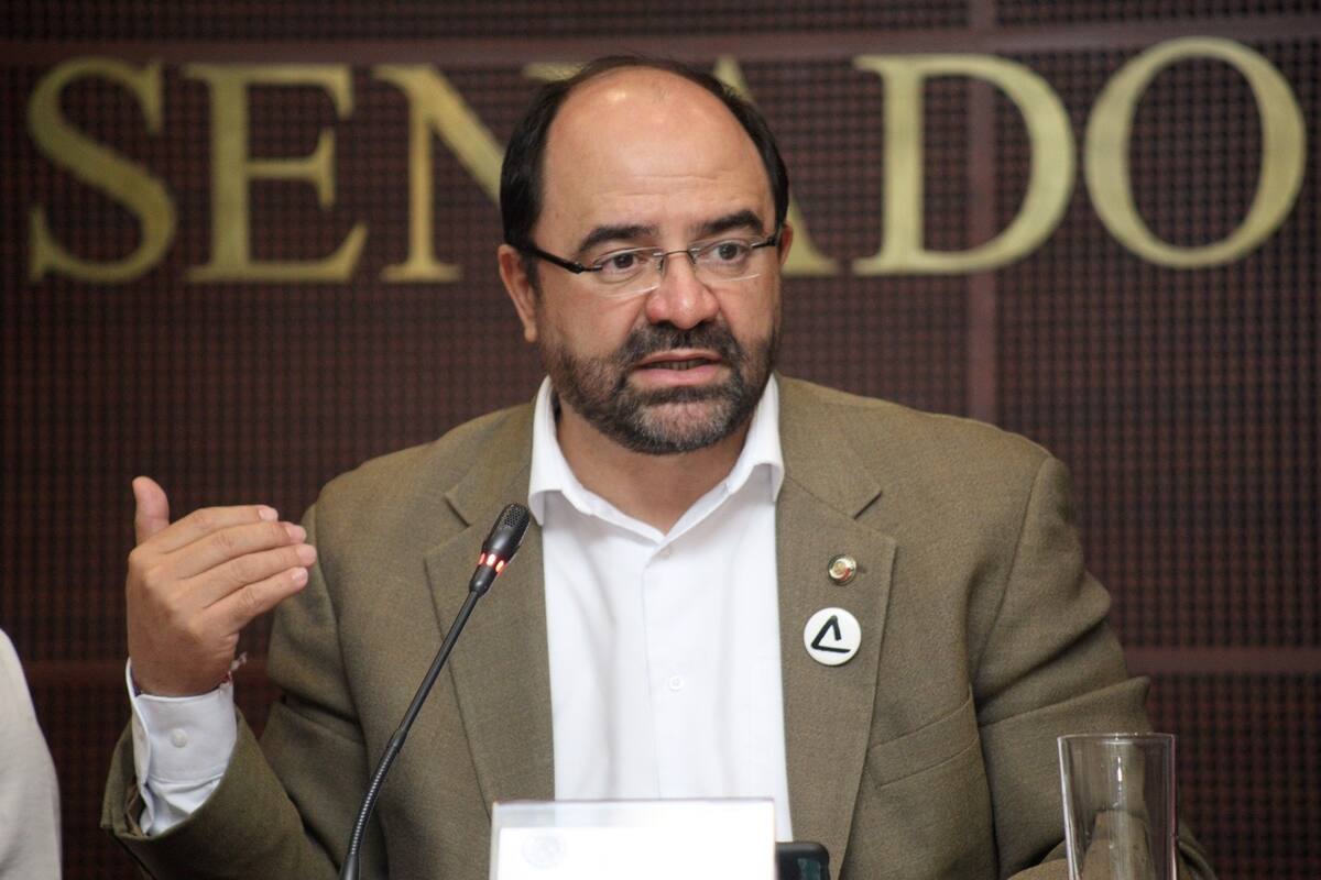 Desafío de México es superar 5 crisis conectadas: Emilio Álvarez Icaza