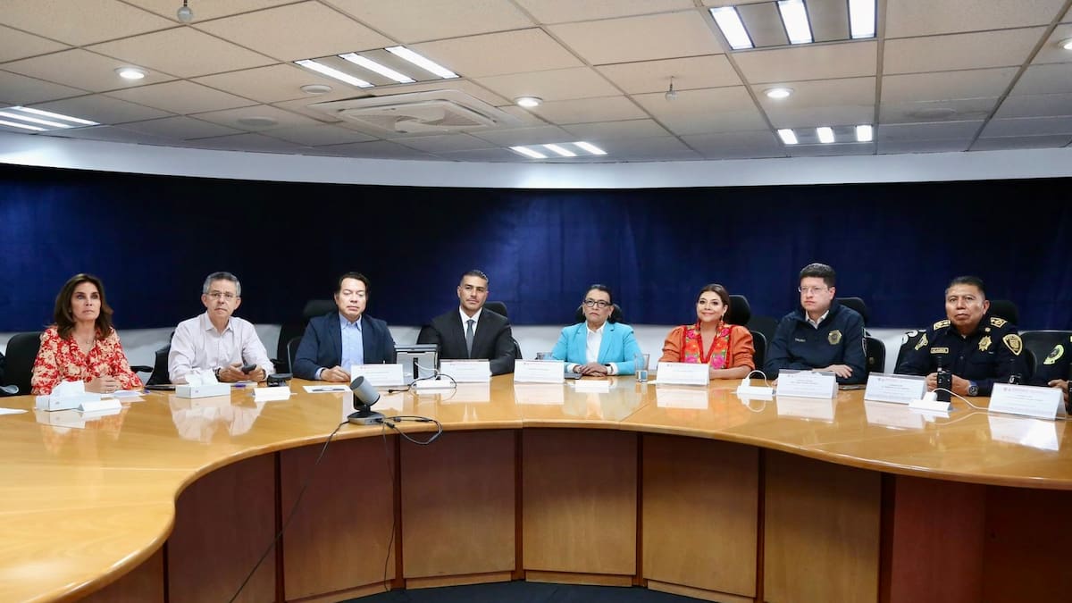 Rosa Icela, Harfuch y Mario Delgado se reúnen con Clara Brugada previo al inicio del Mundial
