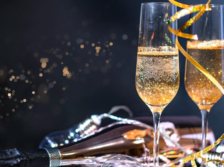 Cómo moderar el consumo de alcohol en las fiestas: guía práctica con claves médicas