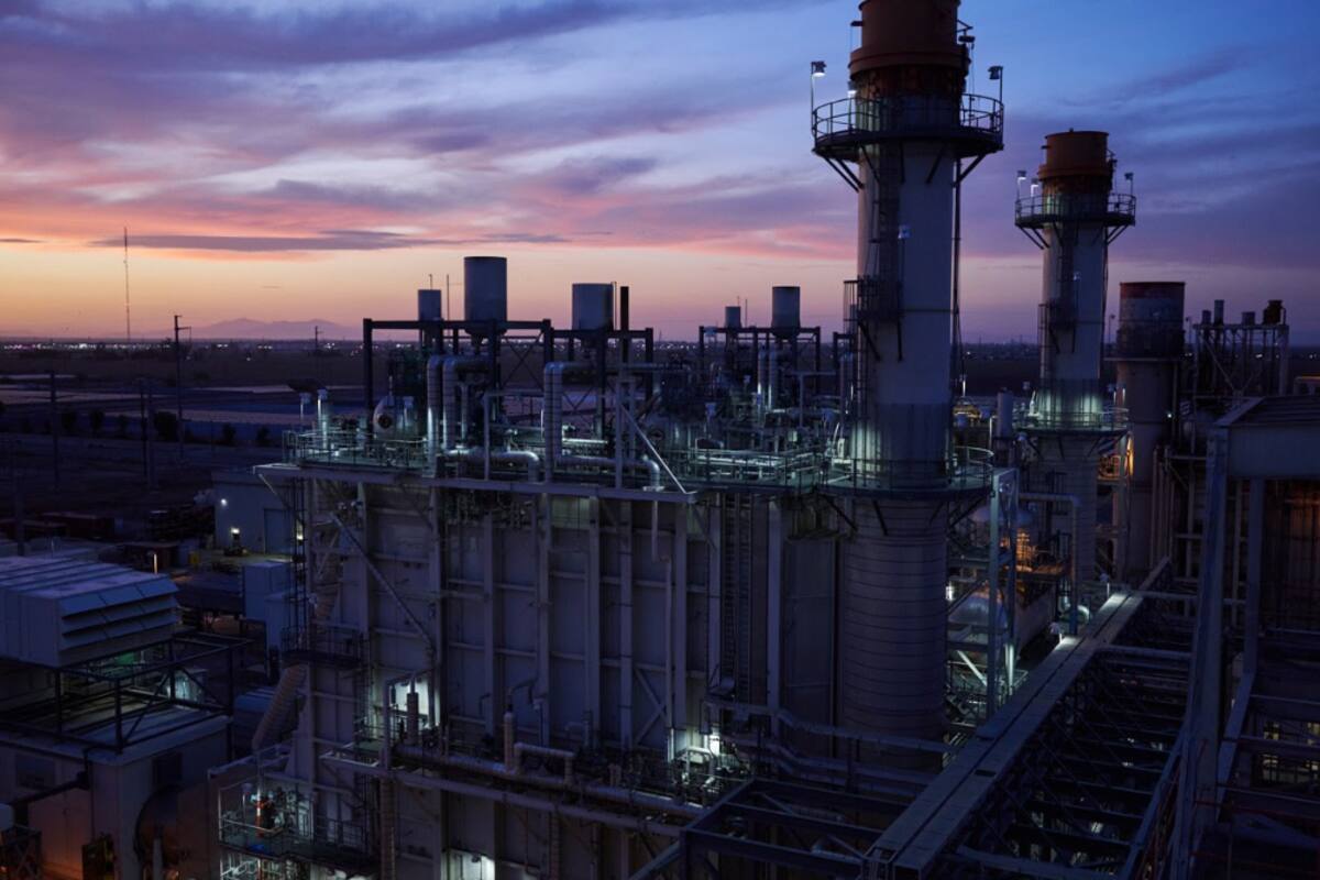 Aprueban nueva tarifa para grandes consumidores de electricidad en el valle Imperial, incluidos centros de datos