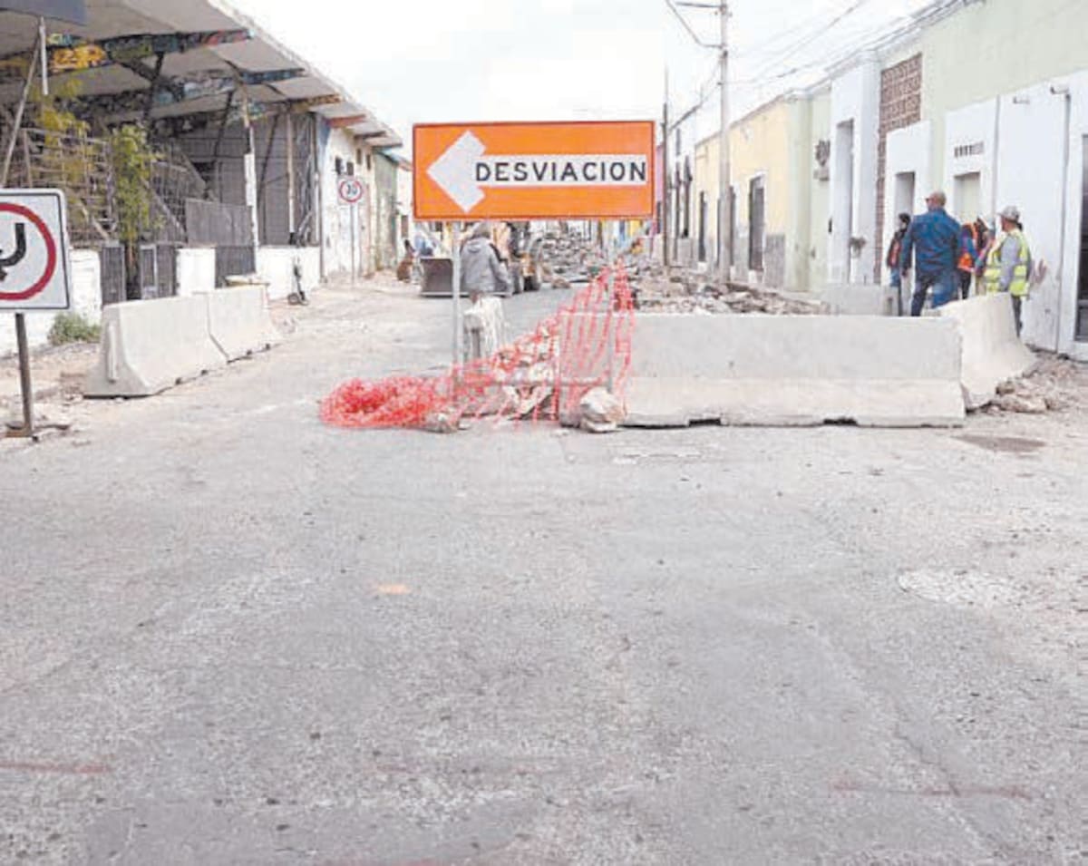 En la calle Sufragio Efectivo al llegar a la calle Garmendia hay una desviación. FOTO: CORTESÍA