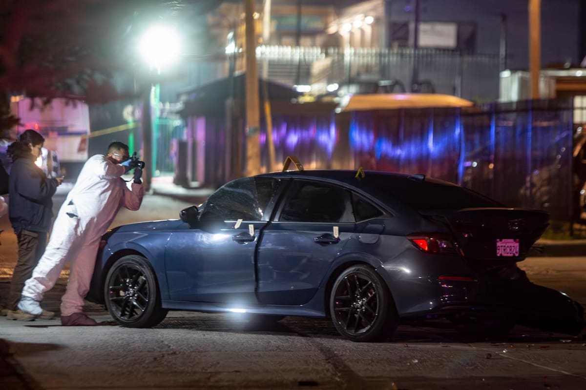 Testigos reportaron haber visto dos motocicletas huir a gran velocidad tras los disparos. Foto: Border Zoom