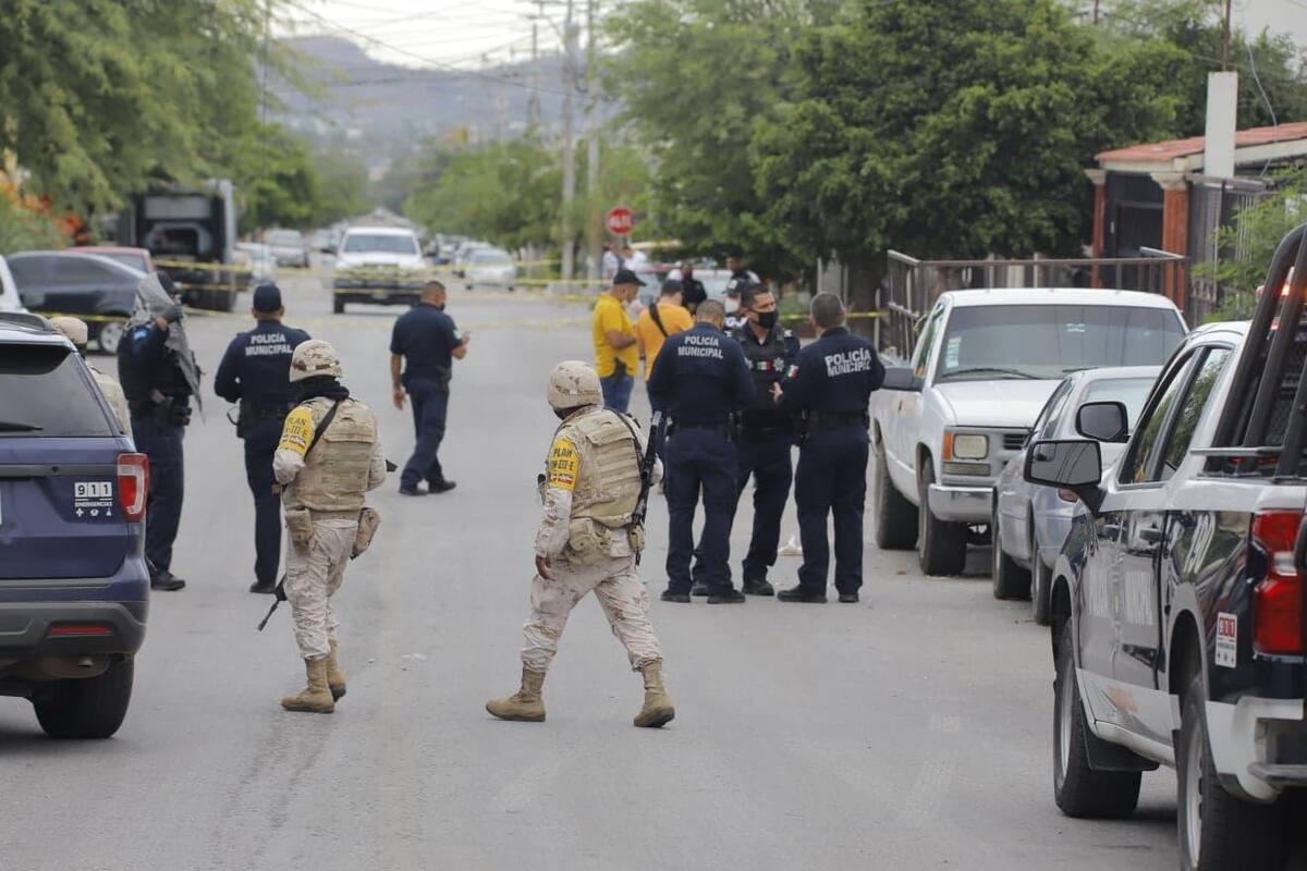 Asesinan a balazos a policía por fuera de su hogar y privan de la libertad a una agente