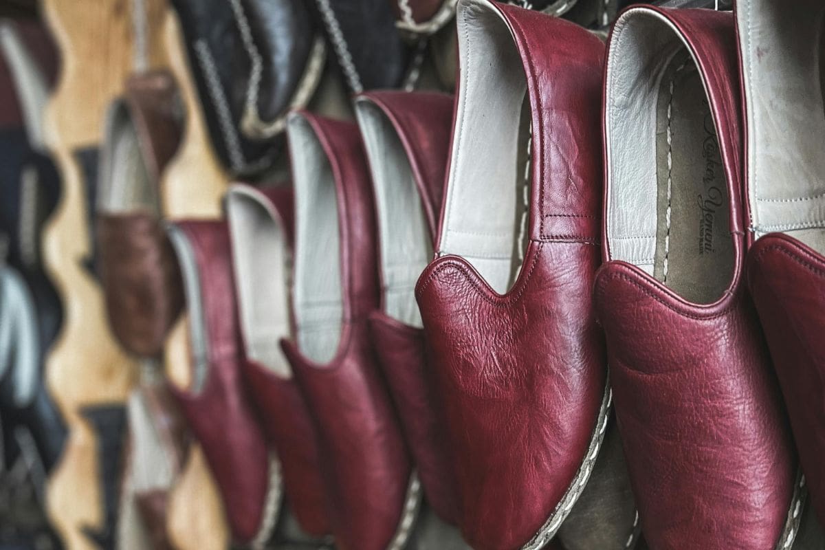 “Zapatero a tus zapatos”: Conoce el origen y significado detrás de esta expresión