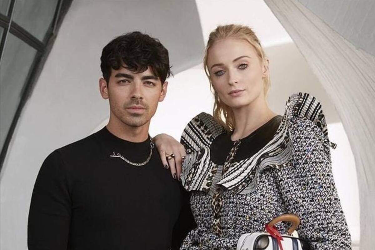Joe Jonas lleva tatuada en el cuello a su esposa Sophie Turner