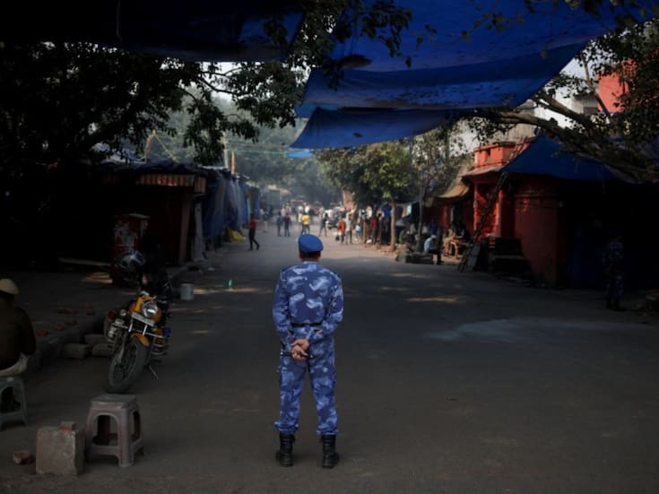 Detienen a sospechoso por atentado con coche bomba en Delhi