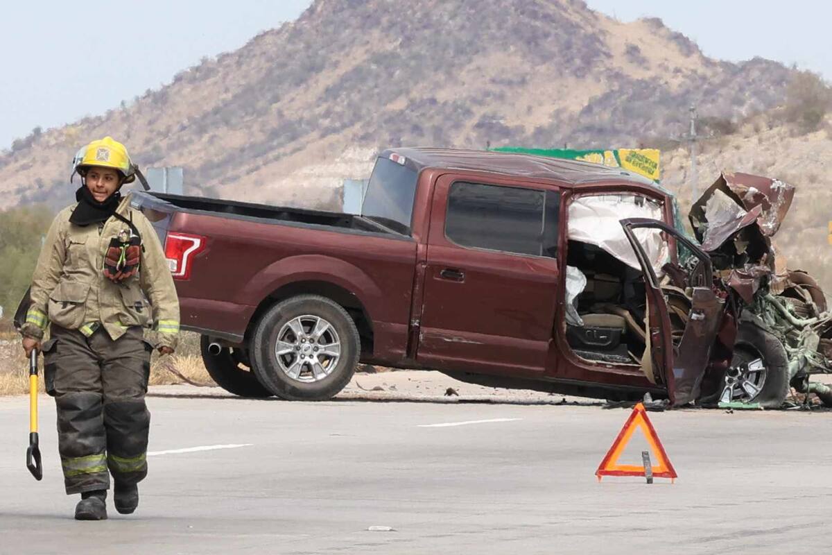 Muere hombre en accidente de auto en la carretera a Guaymas