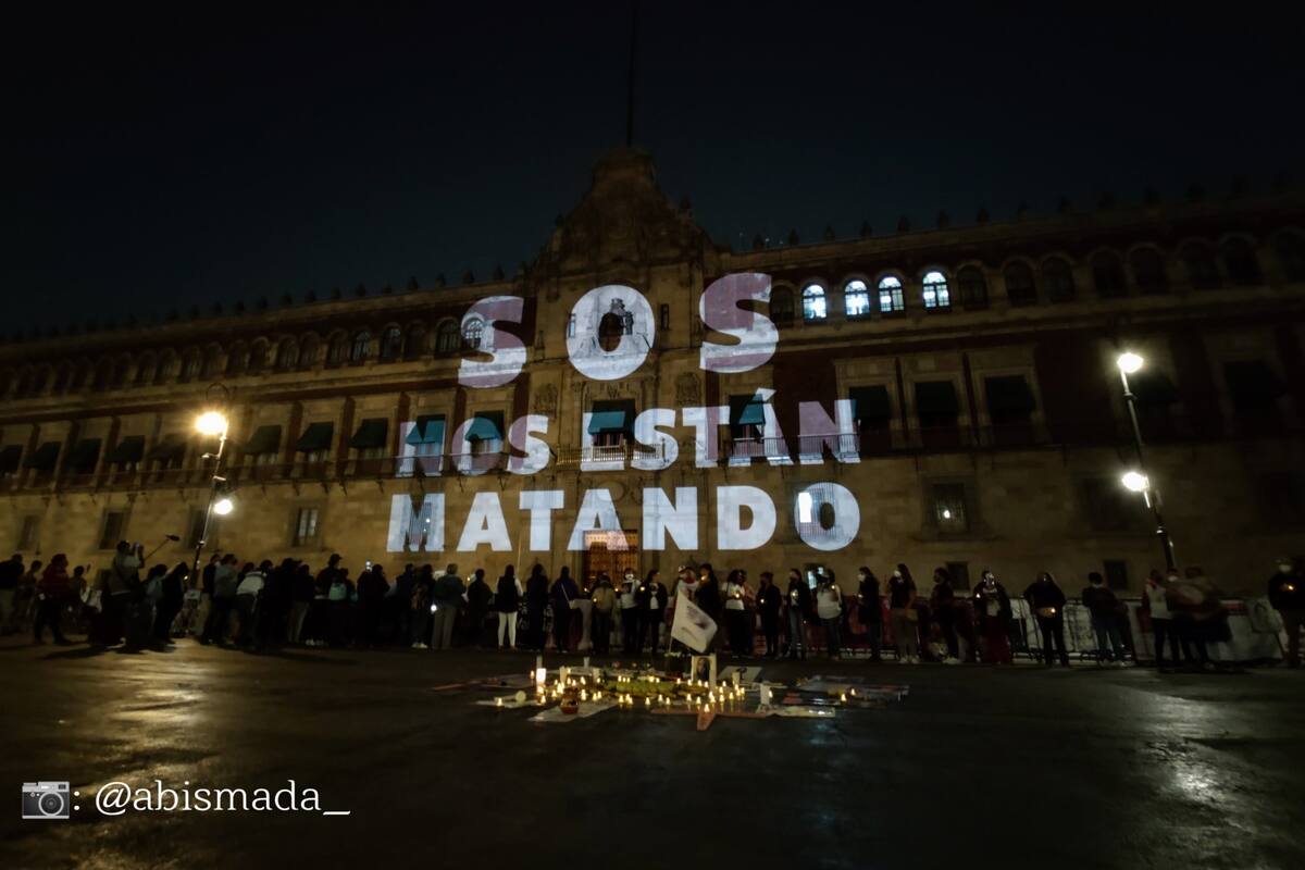 De cara al foro Generación Igualdad de la ONU, familiares de víctimas de feminicidio y desaparición protestan en Palacio Nacional