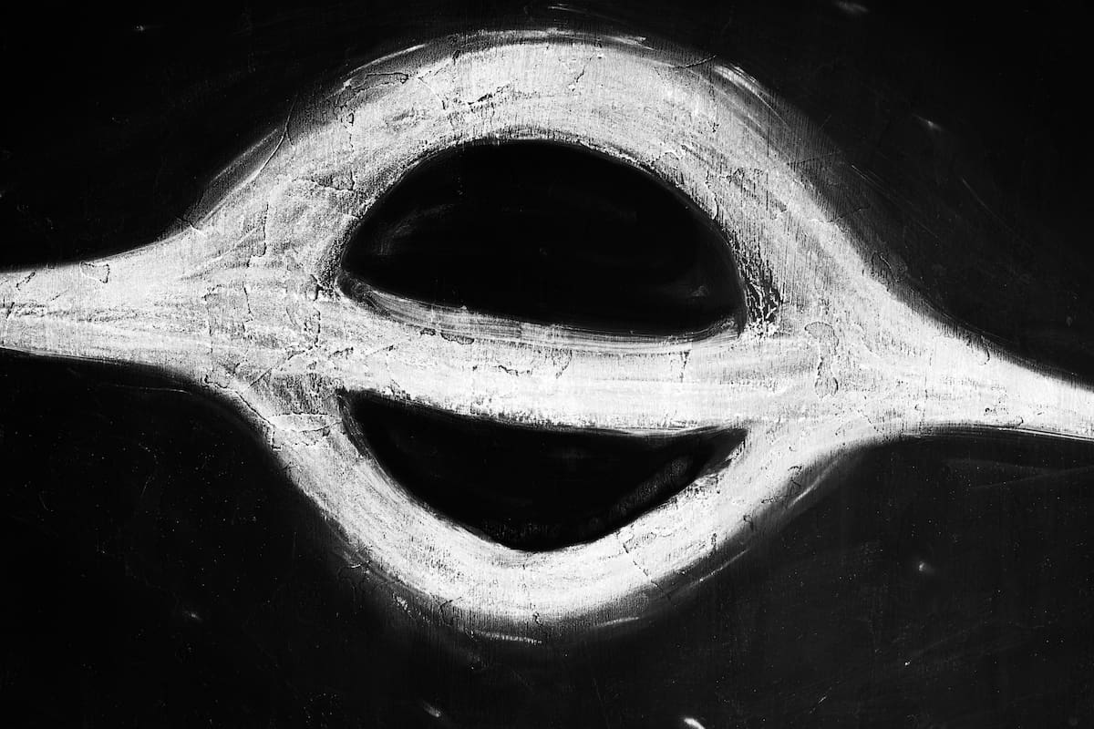 ¿Existen los agujeros blancos?: Misterios del Cosmos