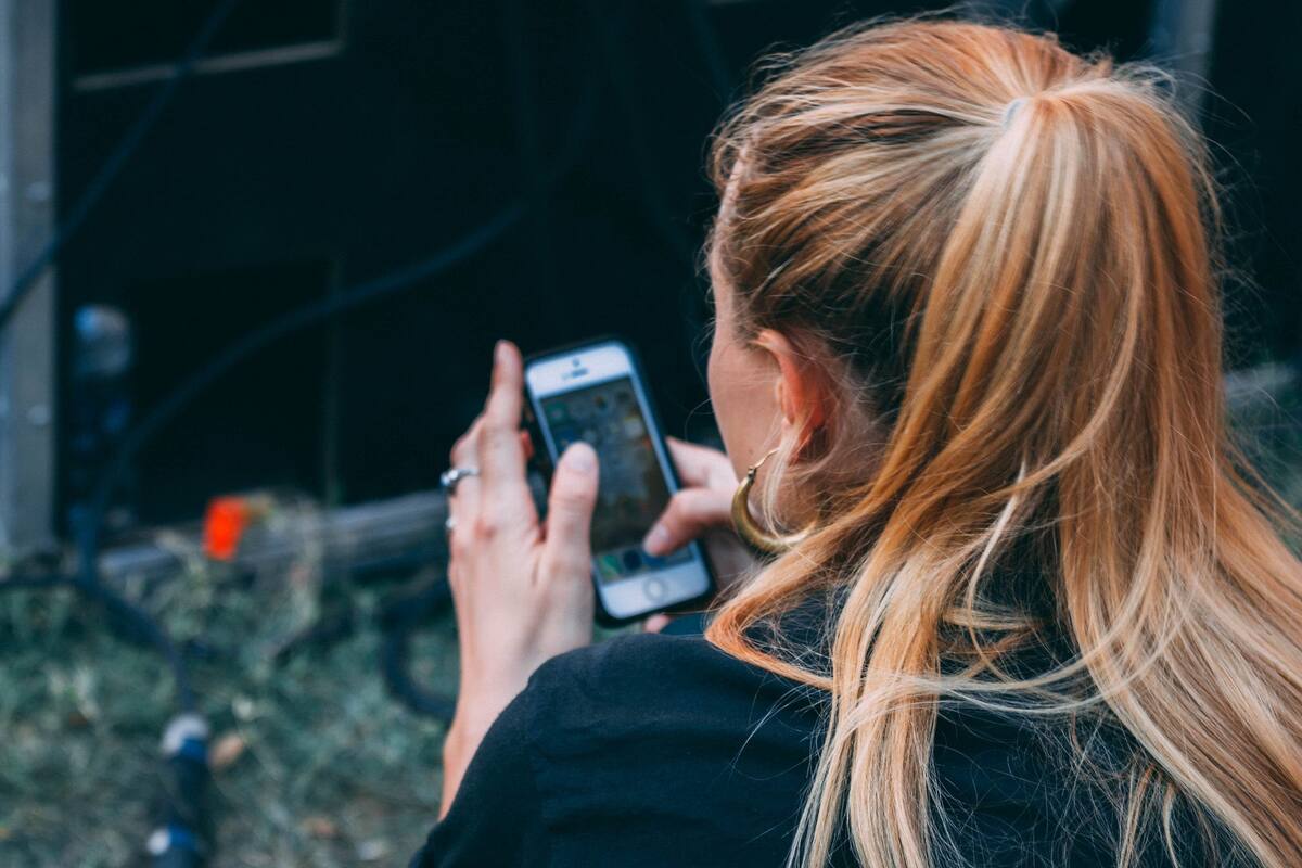 Encuentran vulnerabilidad en iMessage, se habría usado para espiar periodistas