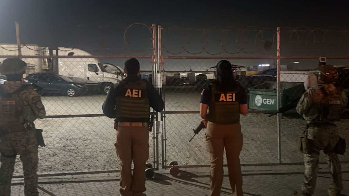 Fiscalía de Tijuana localiza y asegura un Audi robado y el inmueble donde se encontraba. Foto: Cortesía