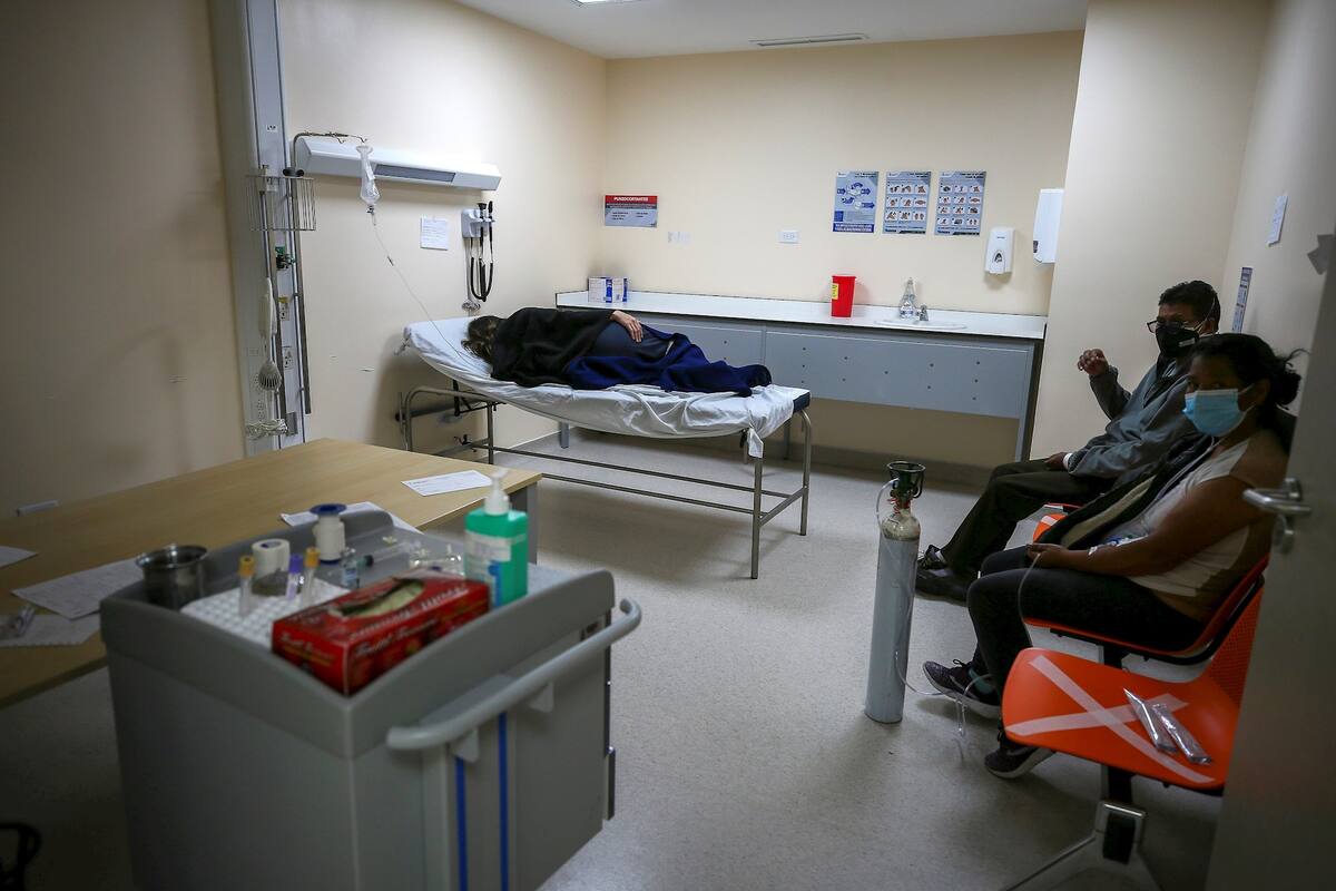 Familiares de fallecido por Covid-19 sacan cadáver del hospital a la fuerza