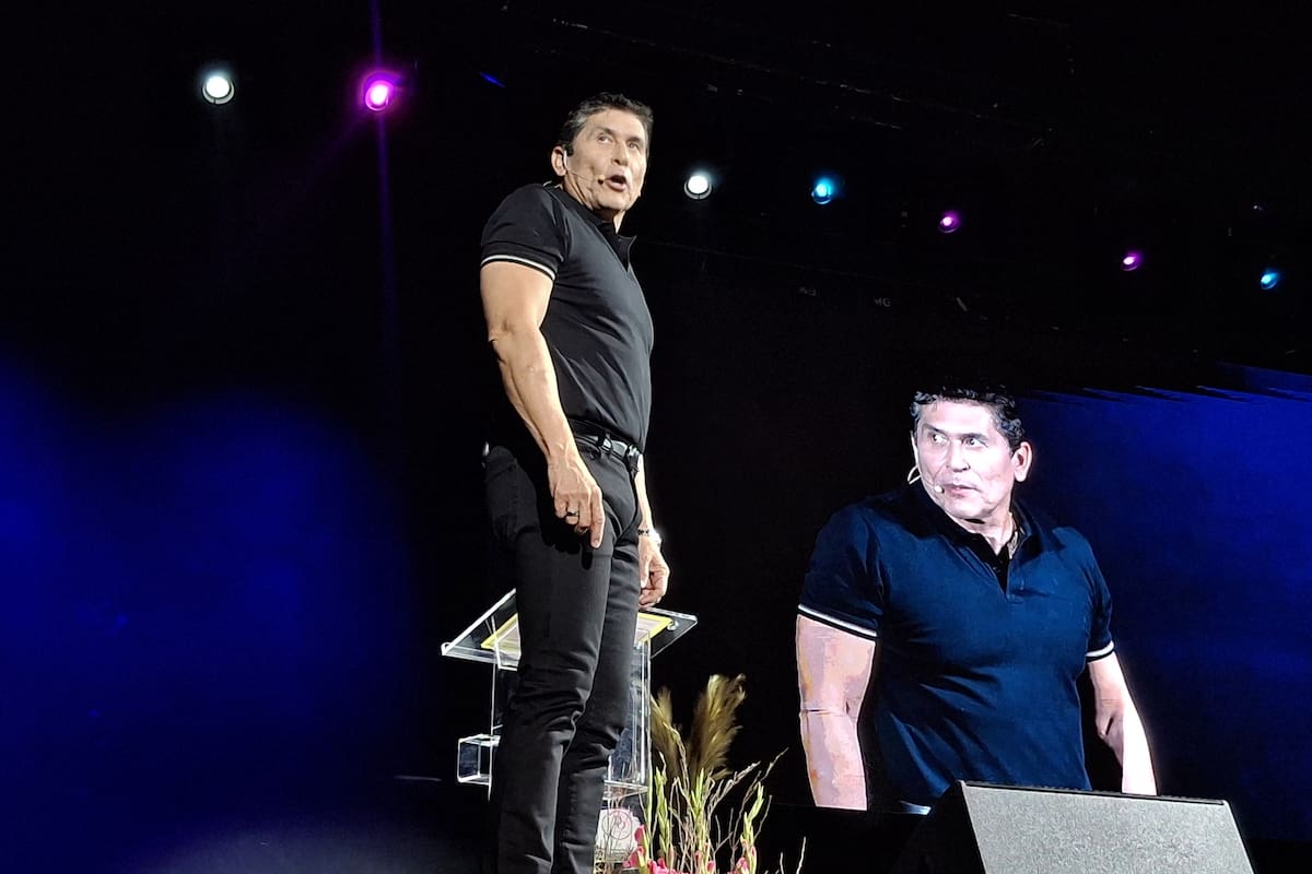 El Dr. César Lozano invita a ser perfectamente imperfectos