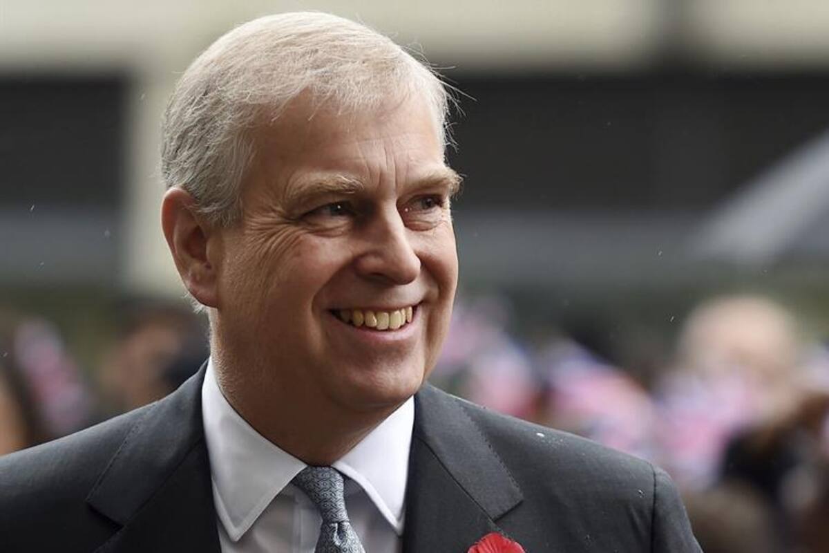 Príncipe Andrés niega haber obligado a menor a tener relaciones con él