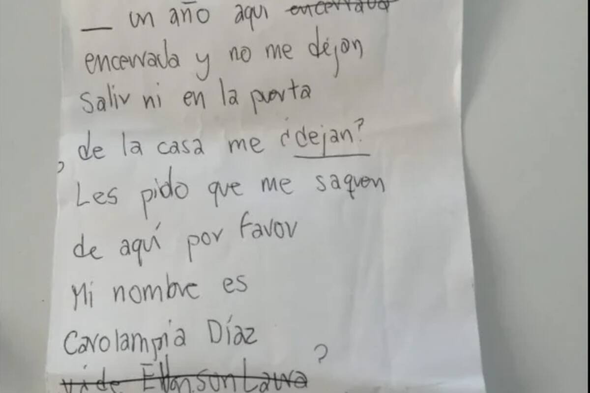 Revelan el "recado" con el cual una abuela pidió ayuda tras ser vacunada contra el covid-19