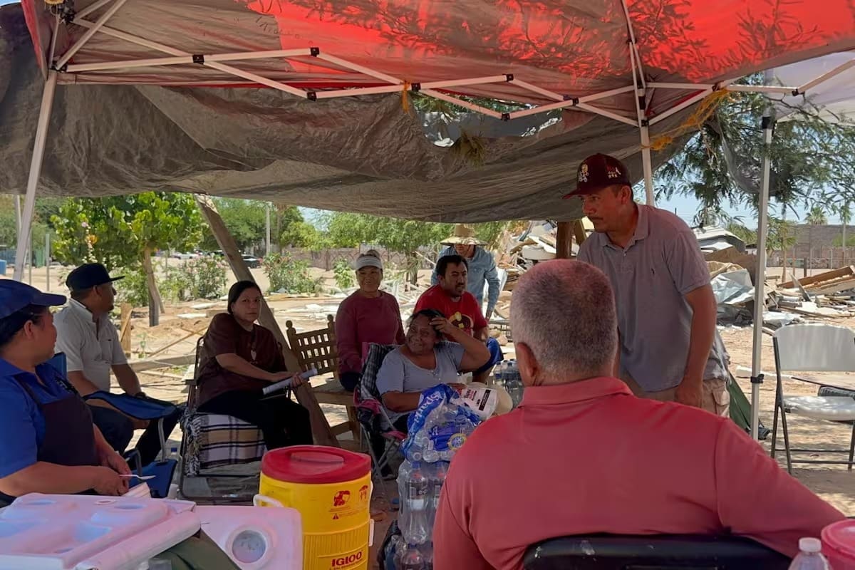 Garantiza alcalde certeza jurídica a familias reubicadas en predios municipales de SLRC