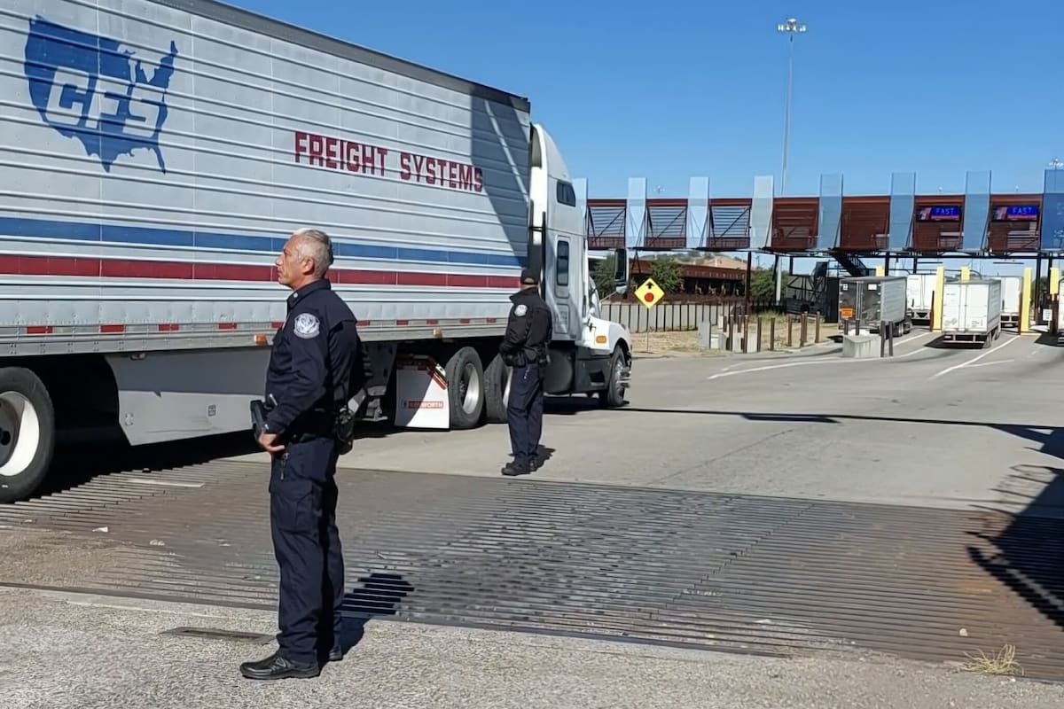 Ingresan 50 tractocamiones a los Estados Unidos