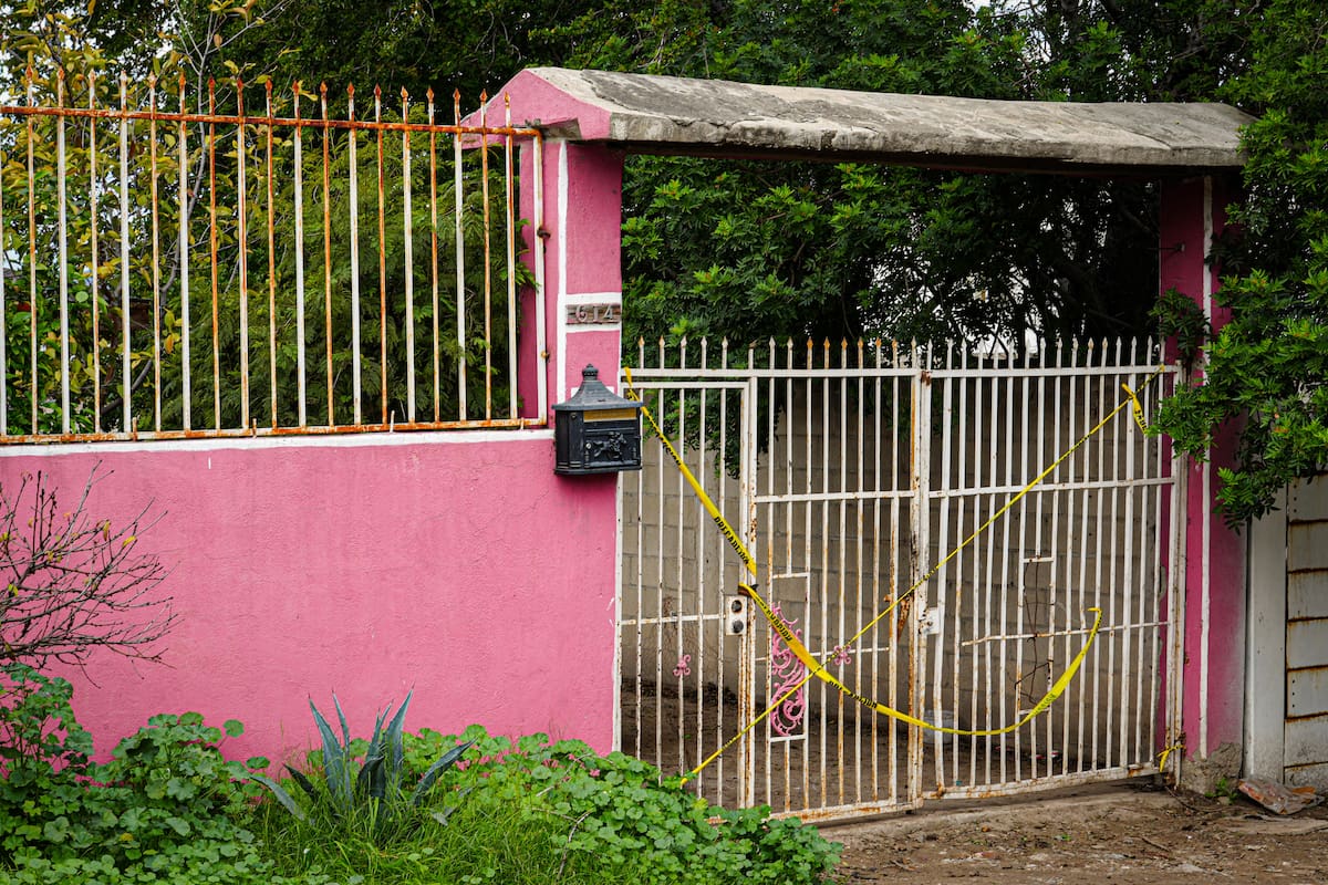 El ataque ocurrió dentro de una vivienda del Ejido Matamoros, donde el niño jugaba en un triciclo cuando fue agredido por cuatro canes. Foto:
Leonardo González