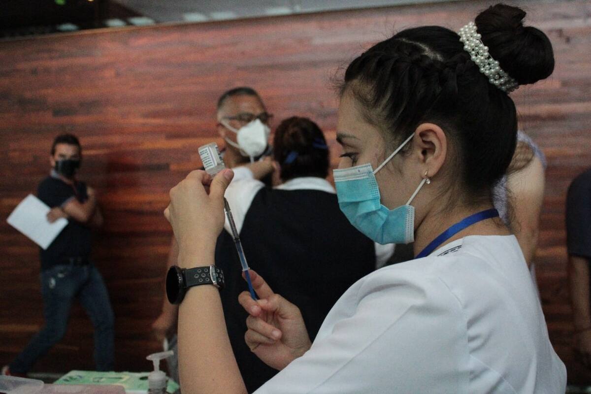 México recibirá más de tres millones de vacunas contra la Covid esta semana: Secretaría de Salud