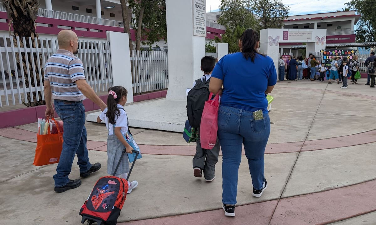 La idea del “megapuente” surge por la cercanía de varias fechas, pero es importante entender cómo se conforma realmente.