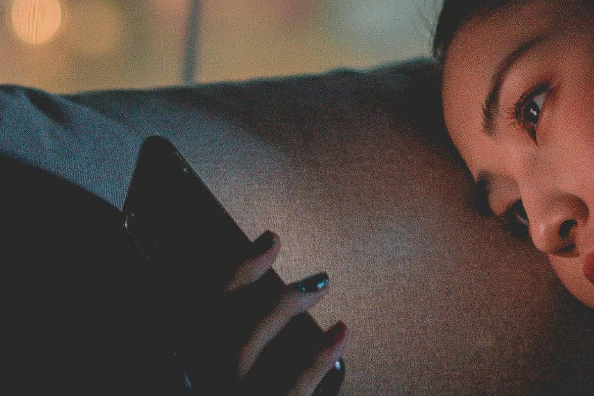 Necesario que padres vigilen a los amigos virtuales