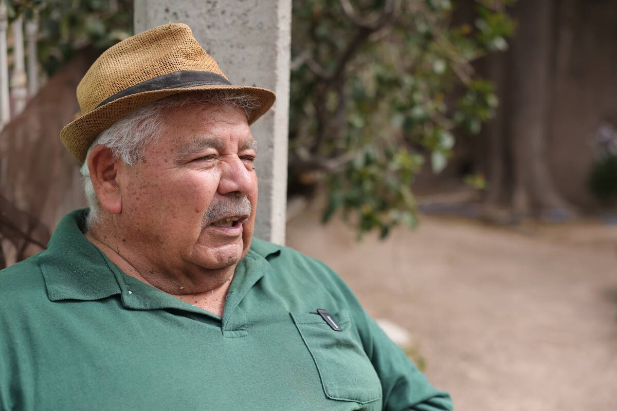 Maclovio Osorio González,
Periodista.