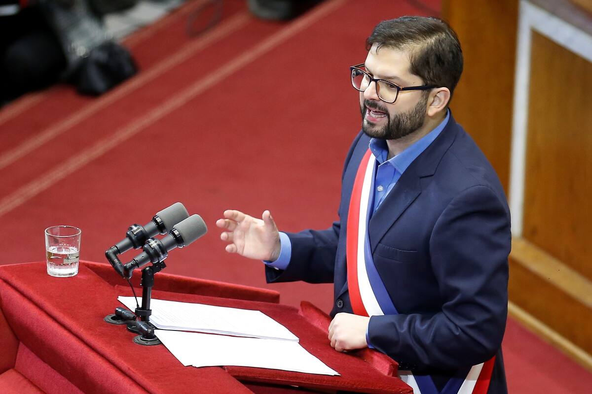 Chile: A Gabriel Boric también le enviaron imágenes explícitas sin consentimiento hace 10 años, revela la defensa