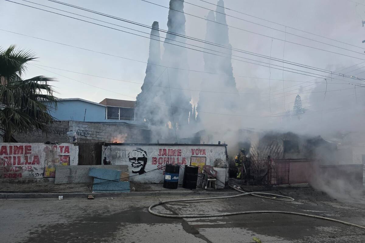 Incendios Tijuana: Sofocan incendio en Pinos de Narez