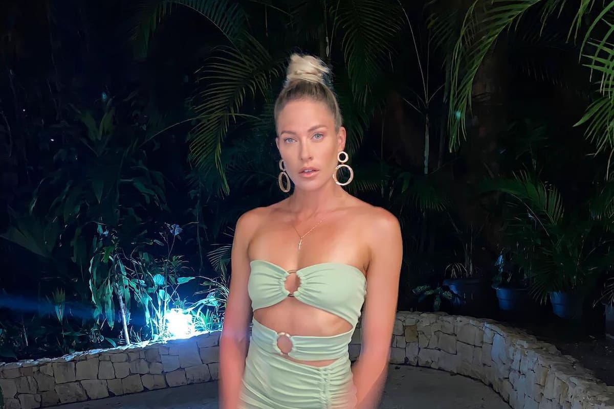 Ex luchadora de la WWE, Kelly Kelly abre su cuenta de Only Fans