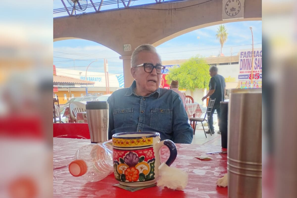 Desayuna gobernador de Sinaloa en el Mercado de Navojoa