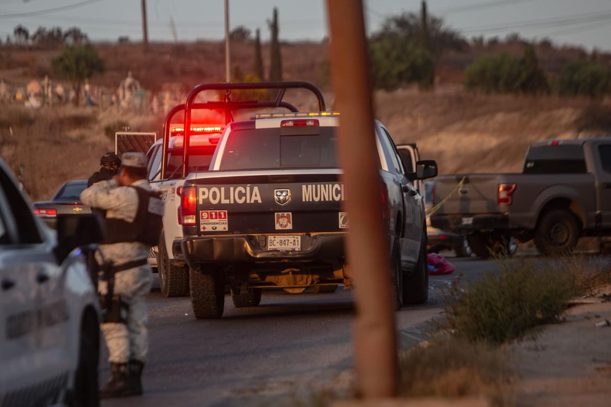 Abandonan tres cuerpos en Vía Rápida Oriente