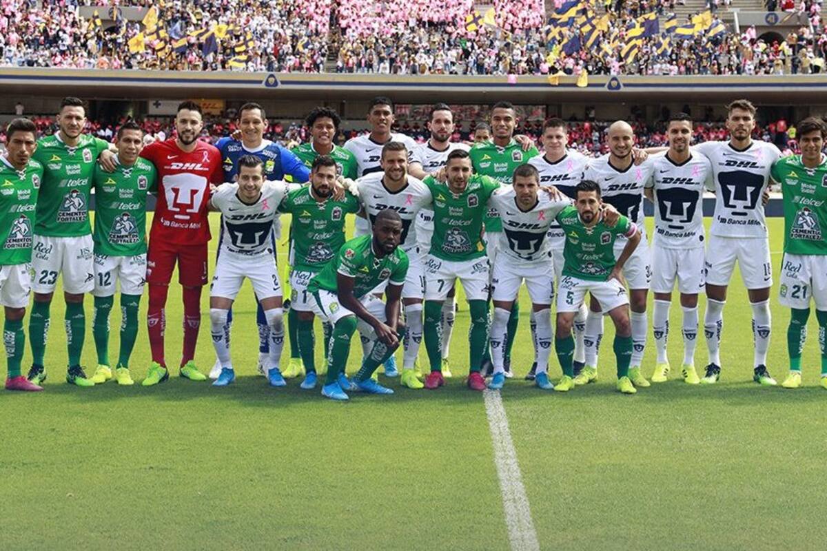 Pumas y León se unieron a protesta de Veracruz en su partido