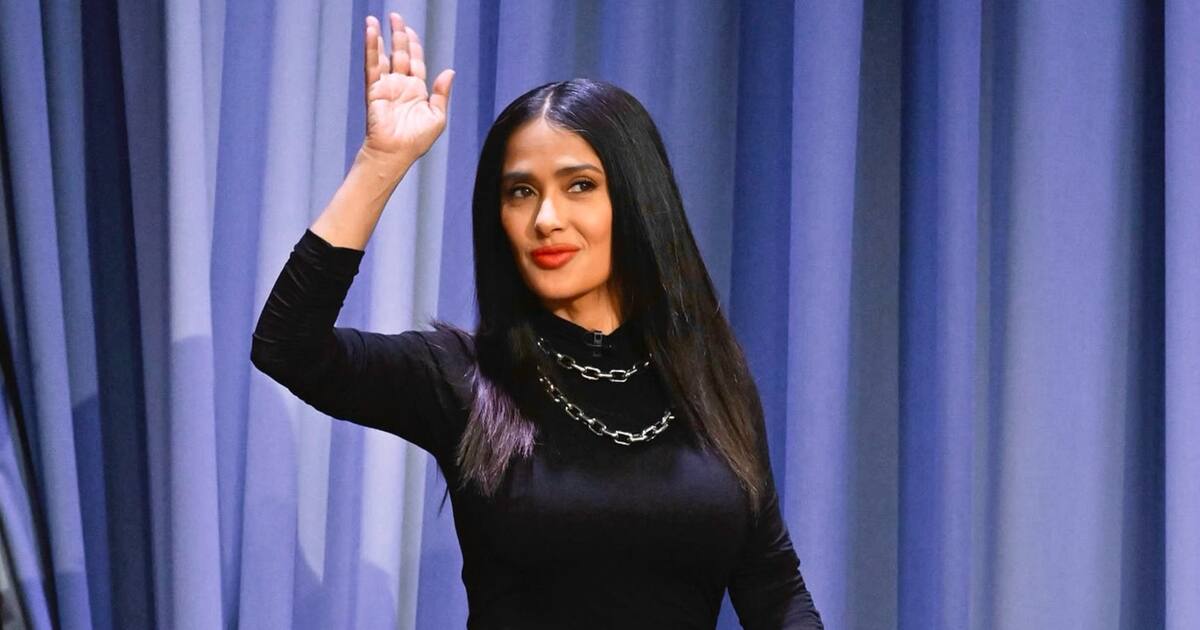 ¡Salma Hayek, un ícono a los 57! Deslumbra en la portada de Sports Illustrated Swimsuit y desafía los estándares de belleza