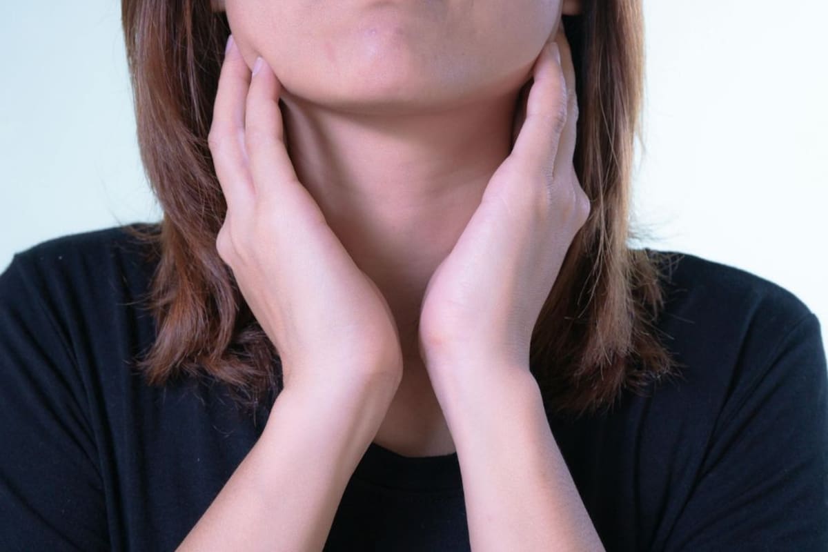 5 alimentos naturales que ayudan a aliviar el dolor de garganta