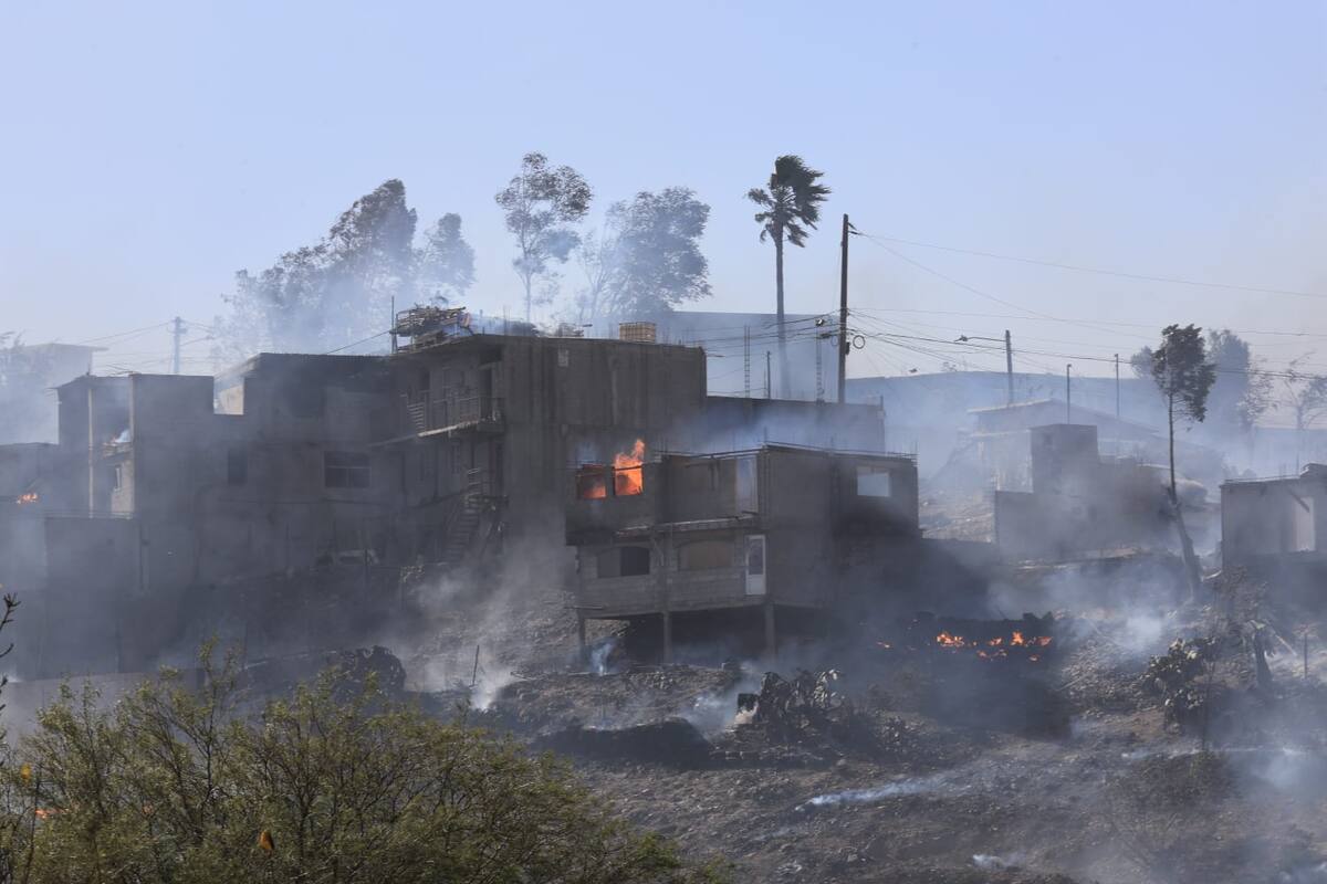 Registran incendio en la colonia Leandro Valle